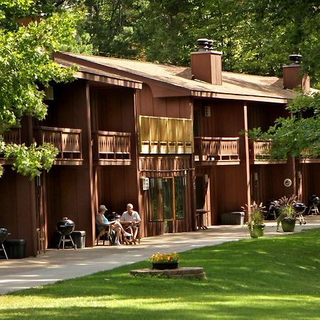Lake Forest Resort Eagle River Εξωτερικό φωτογραφία