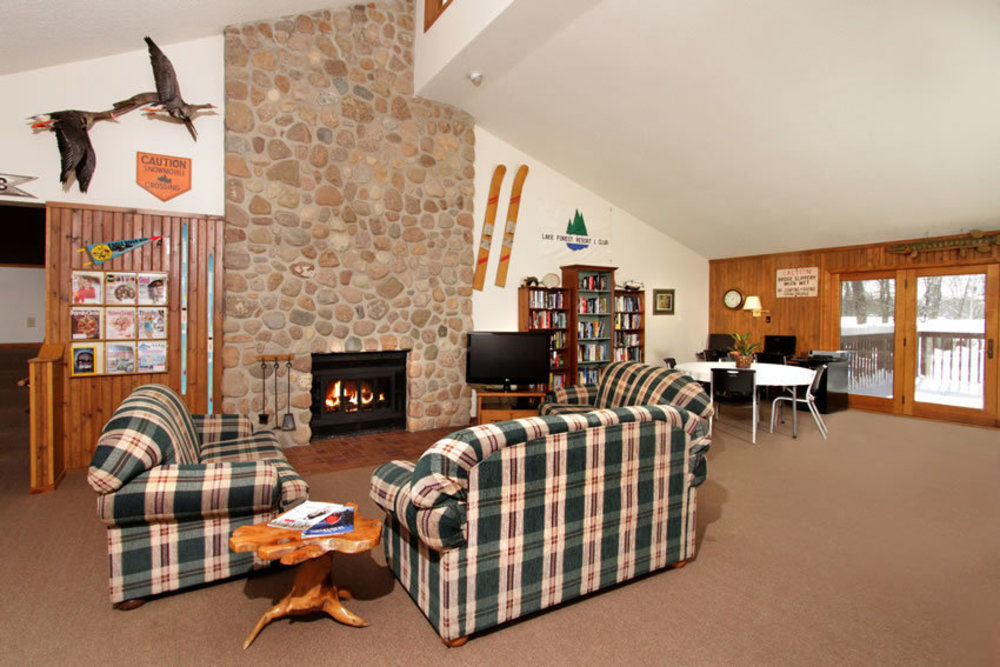 Lake Forest Resort Eagle River Εξωτερικό φωτογραφία
