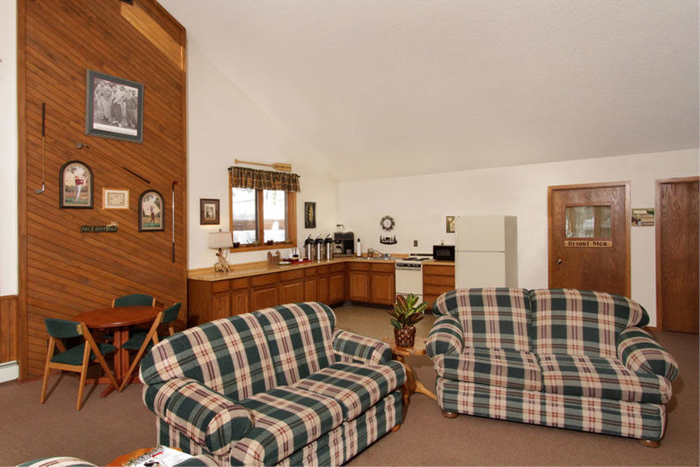 Lake Forest Resort Eagle River Εξωτερικό φωτογραφία